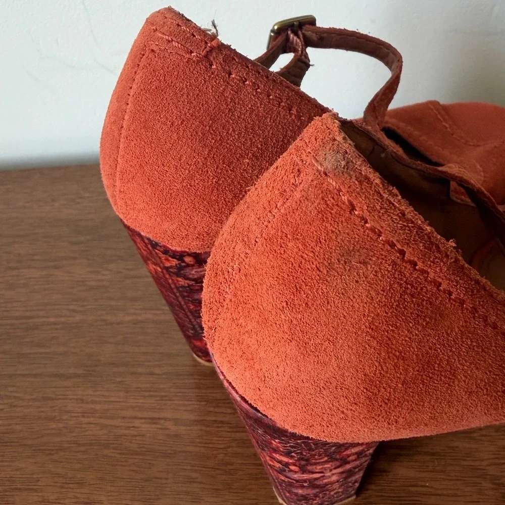 Lucky Brand 7.5 Suede Orange Paisley Open Toe Mary Jane Platform Pump Y2K Boho